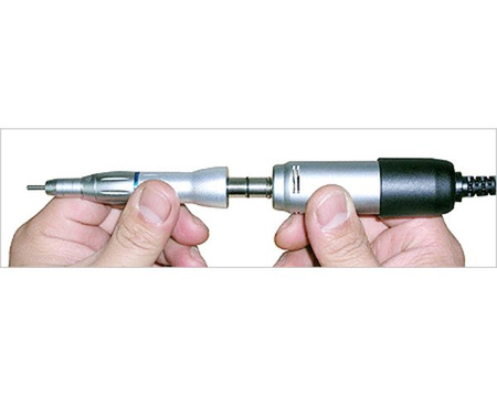 Chirurgischer Mikromotor SAESHIN STRONG 207B/108 EI, 35.000 U/min, Labor, kompatibel mit Handstücken